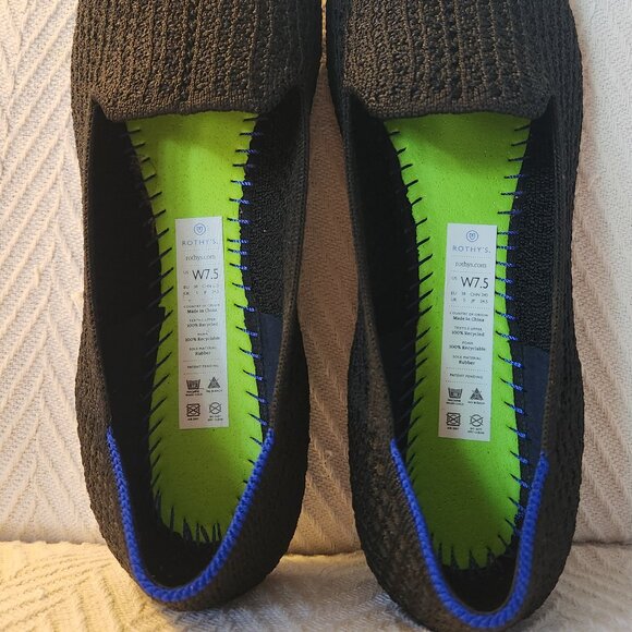 Rothy’s The Loafer, Black Honeycomb 7.5 (RETIRED COLOR) - Picture 3 of 10